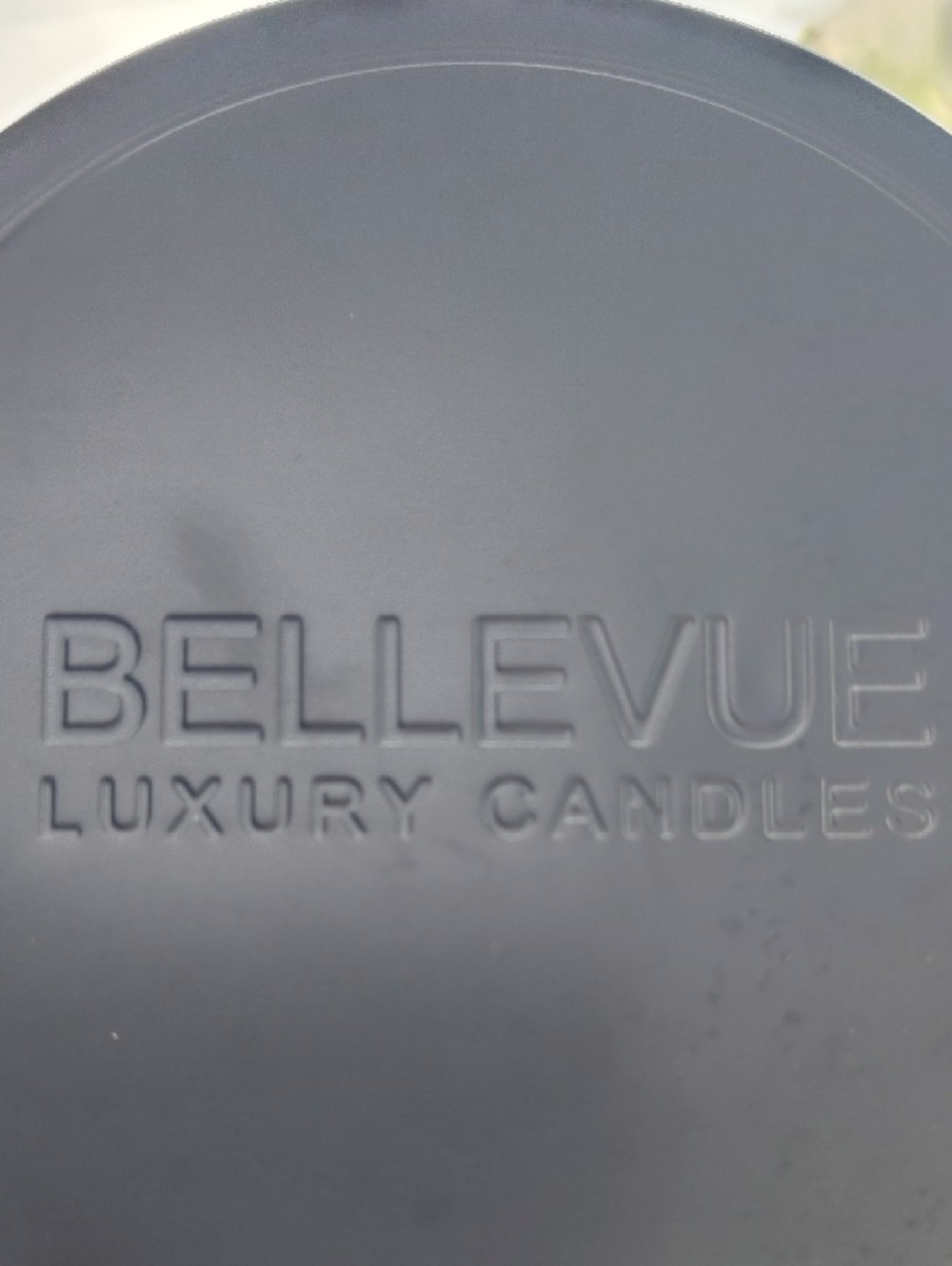 Bellevue Ember & Tobacco Luxury Candle - Black - Picture 2 of 4